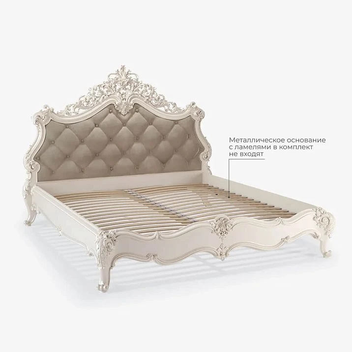 Carved Details on the Versailles 001-001 Bed