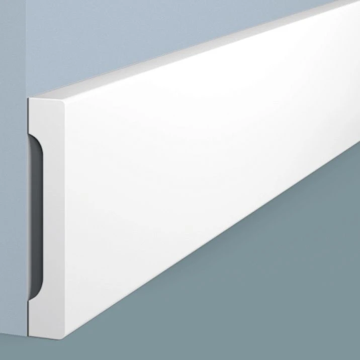 B70V1 baseboard, HI WOOD polystyrene, 70 mm height, close-up