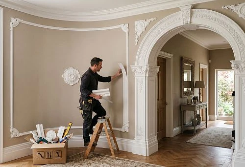 Polyurethane molding decor for arches and curved walls in interiors with arched openings and curved wall design