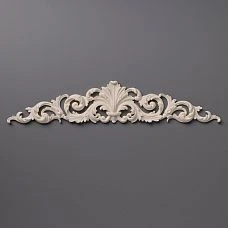 Light and durable polyurethane crown with floral motif for walls and ceilings