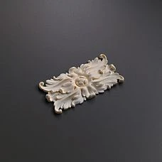 Carved rosettes from polyurethane &ndash; classic decor for decorating ceiling openings