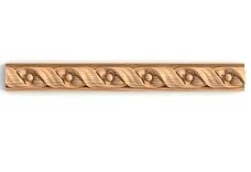 Carved molding K-077 made of natural oak for an elegant interior