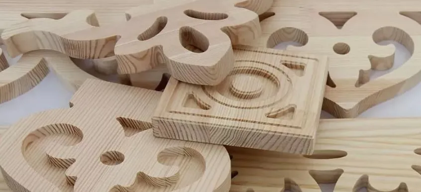 HOUSE CARVING