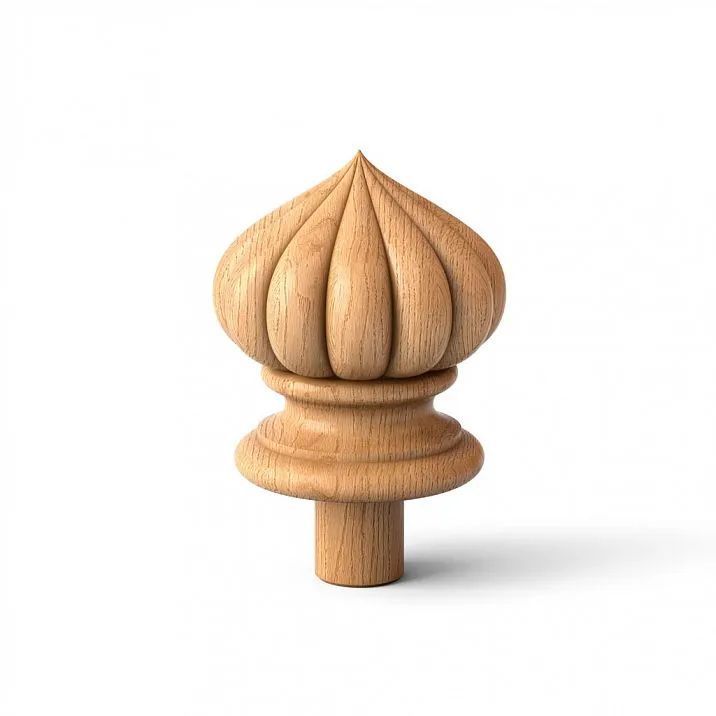 Elegant finial on post L-090 made of oak or beech